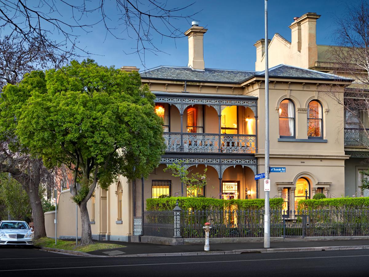 2 Millswyn Street SOUTH YARRA