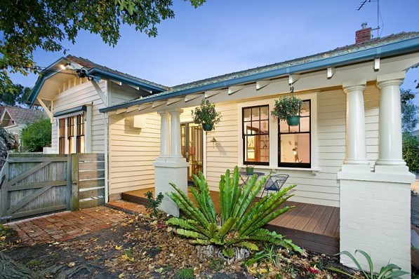 2 Nicol Street HAMPTON