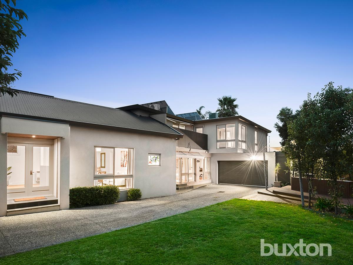 2 Parkview Road BRIGHTON EAST