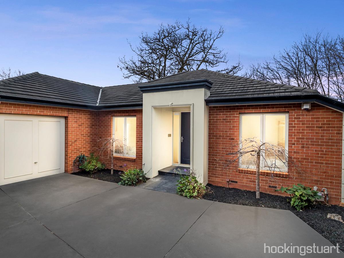 3/15 Dickens Street GLEN IRIS