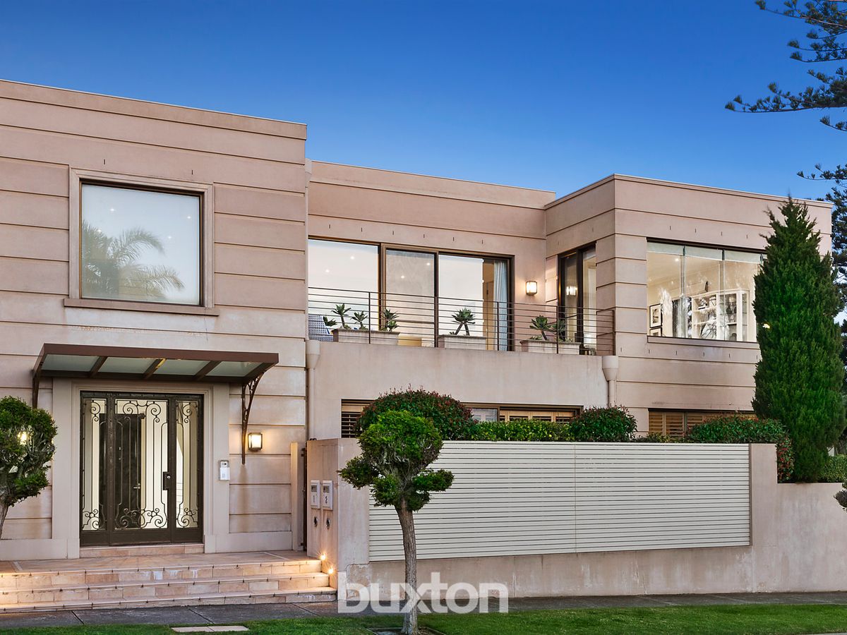 3/3 North Road BRIGHTON