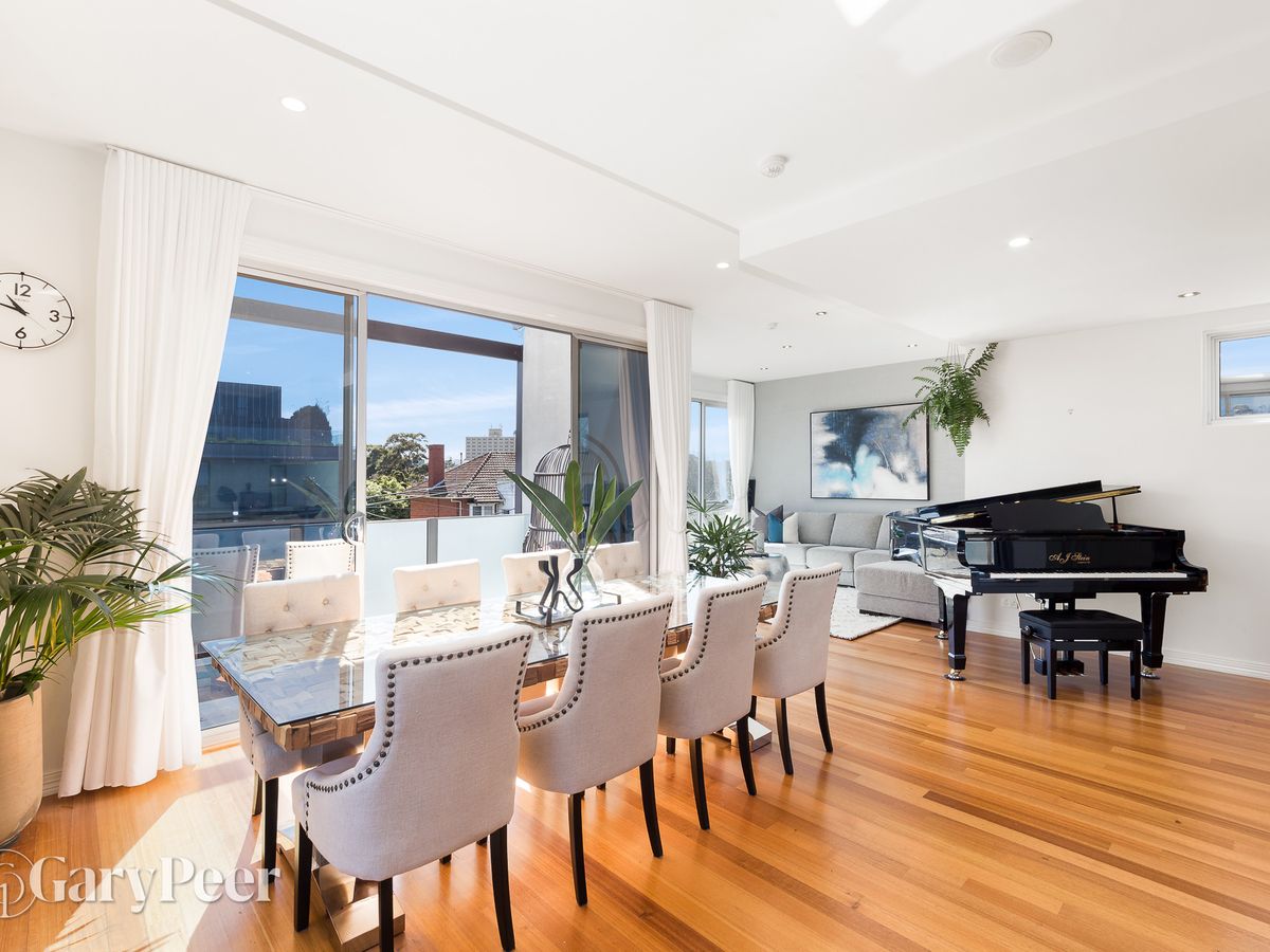 3/93 Carlisle Street ST KILDA