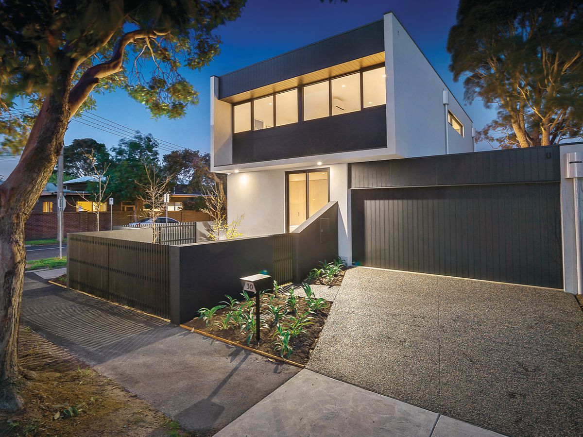 30 Landcox Street BRIGHTON EAST
