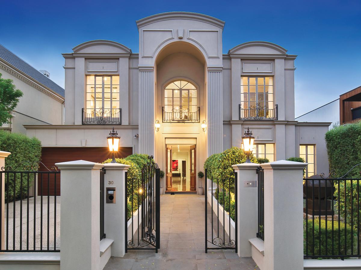 30 Walpole Street KEW