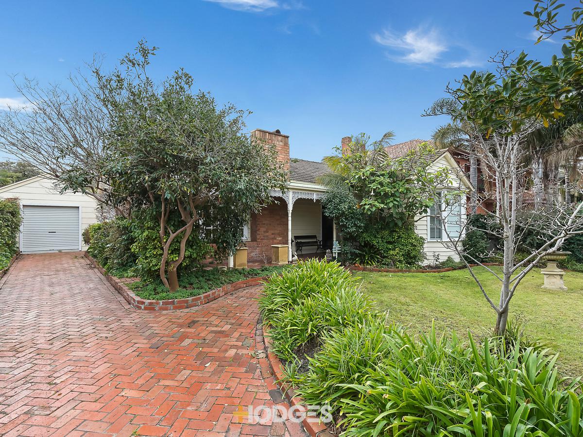 31 Arranmore Avenue BLACK ROCK