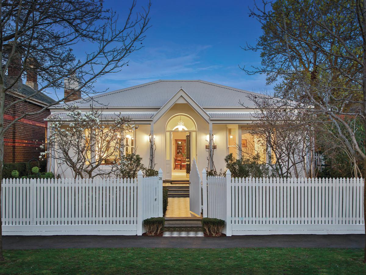 31 Kasouka Road CAMBERWELL