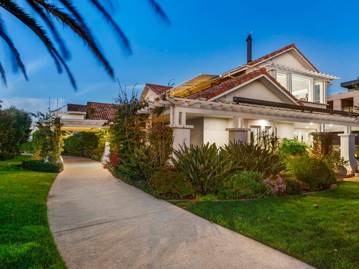 31 Ormond Esplanade ELWOOD