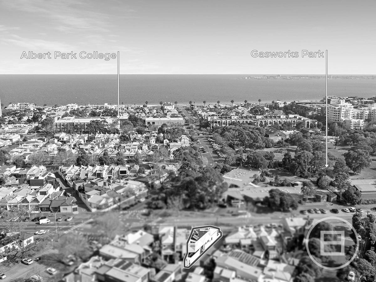 31 Richardson Street ALBERT PARK
