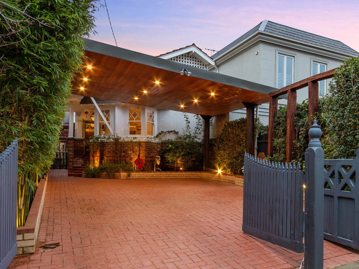 31 Rowland Street KEW