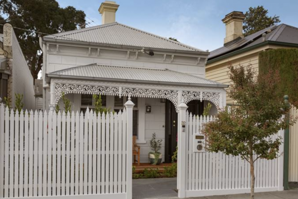 32 Gladstone Avenue ARMADALE