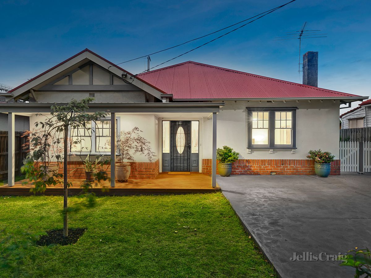 33 Bendigo Avenue BENTLEIGH