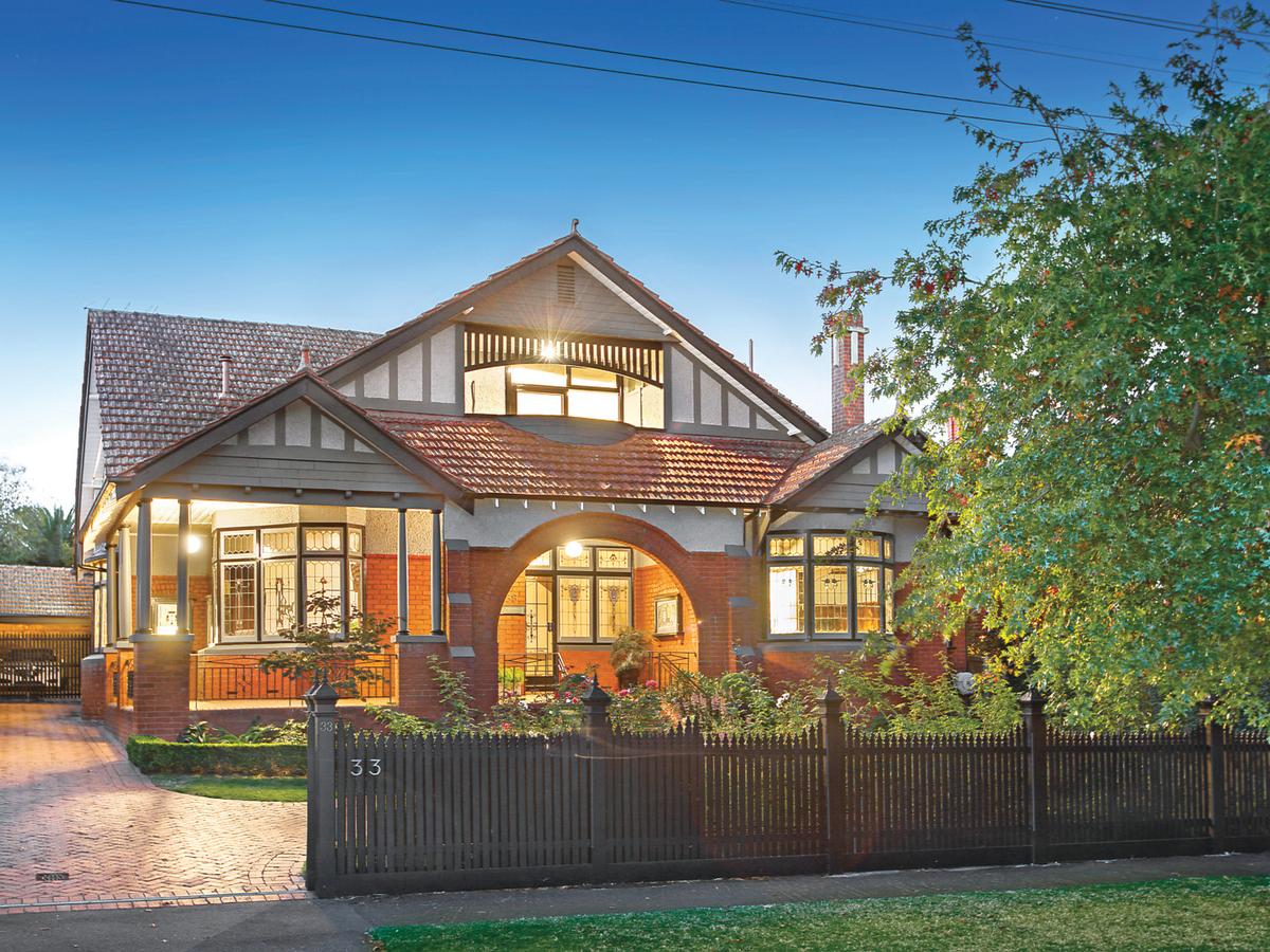 33 Broadway  CAMBERWELL