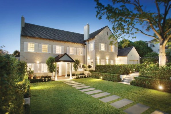 33 Edgecombe Street KEW