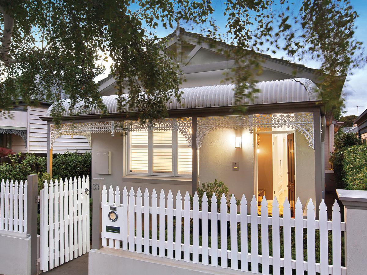 33 May Street KEW
