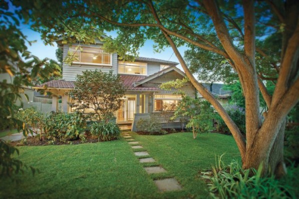 34 Elliott Avenue BALWYN