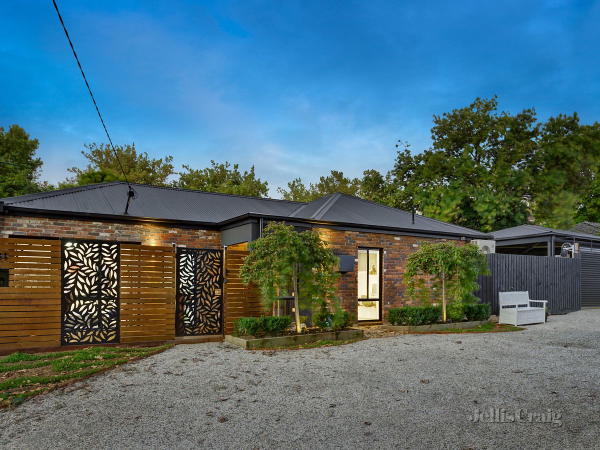34 Pine Street SURREY HILLS