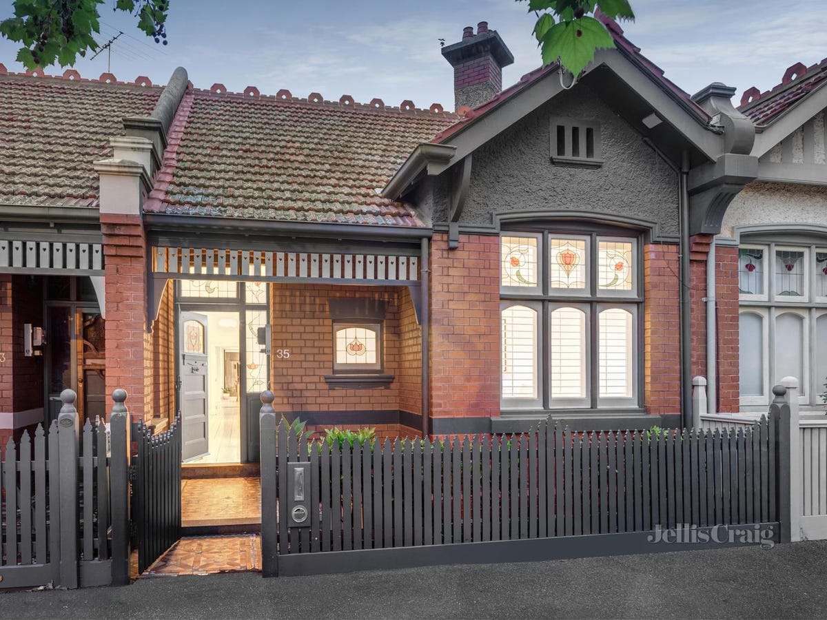 35 Armstrong Street MIDDLE PARK