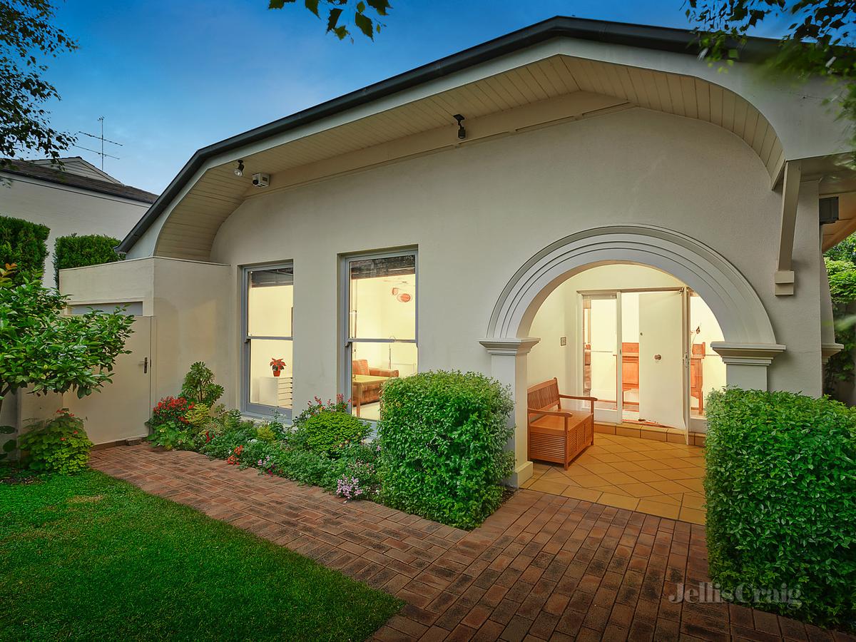 35 Domain Street SOUTH YARRA