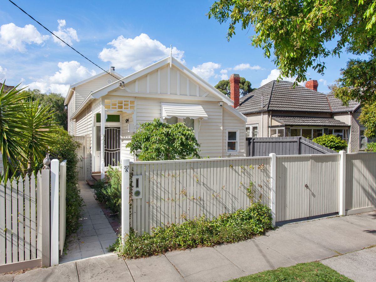 37A Munster Avenue CARNEGIE