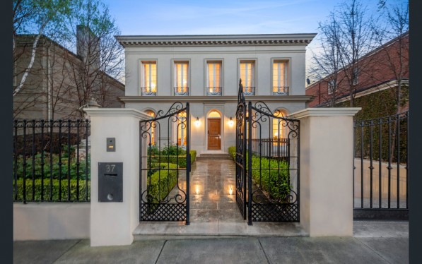 37 Elizabeth Street MALVERN