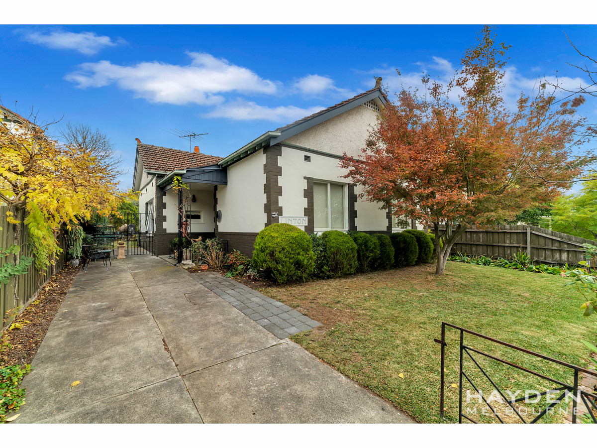 37 Park Crescent KEW