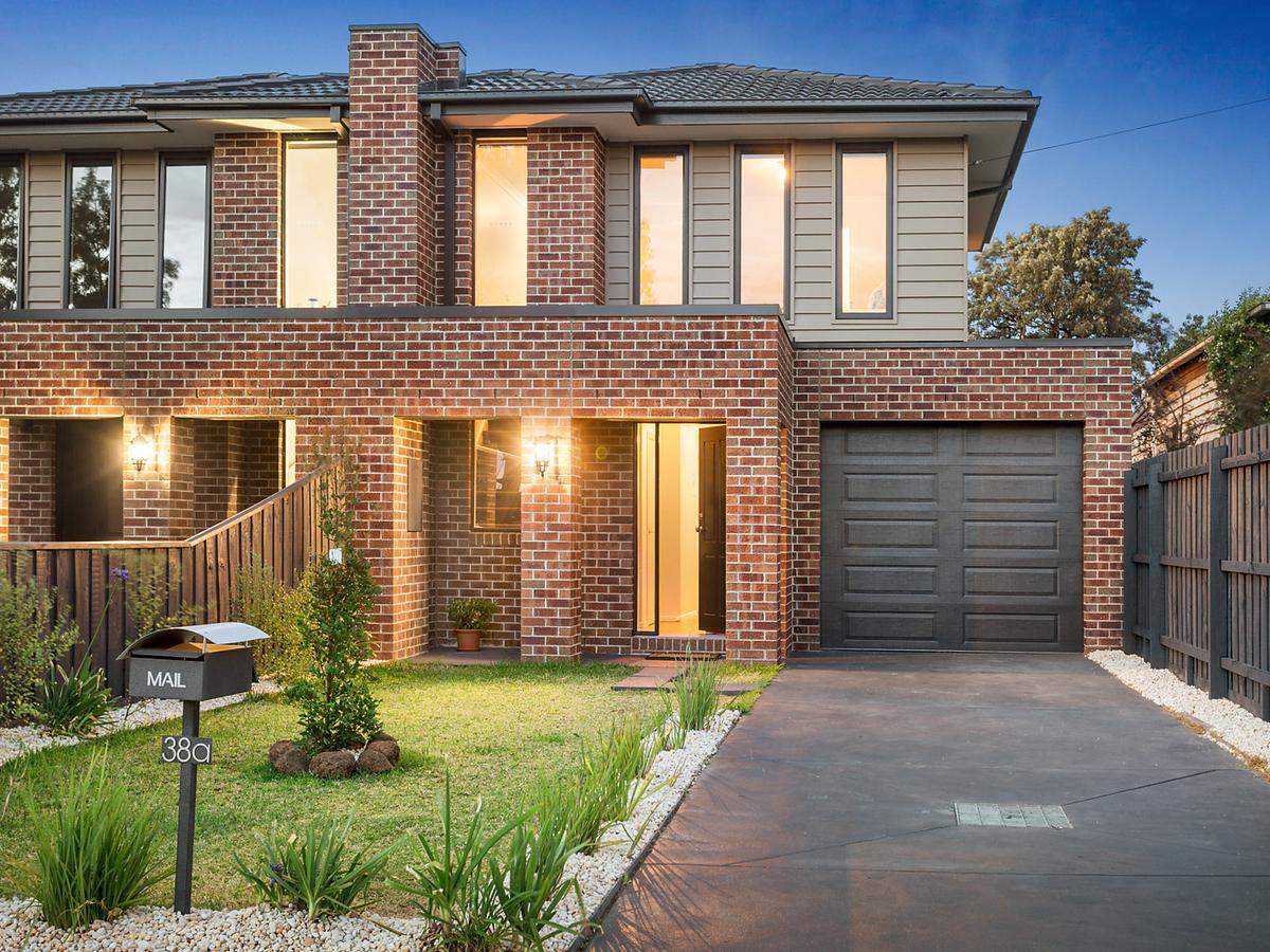 38A Loch Avenue ST KILDA EAST