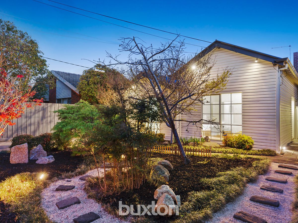 38 Almond Street CAULFIELD SOUTH