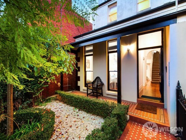 38 Burnett Street ST KILDA