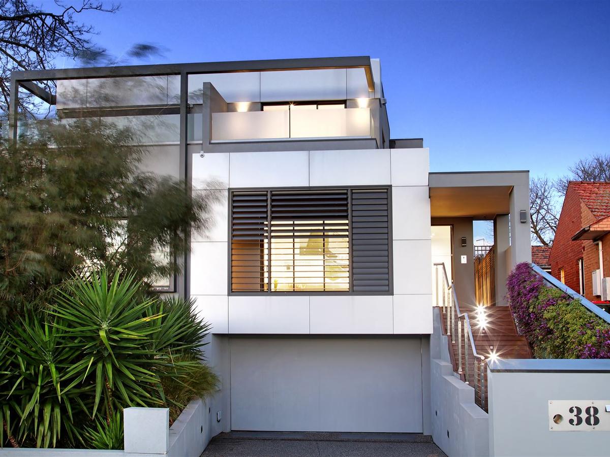 38 Clinton Street BRIGHTON EAST