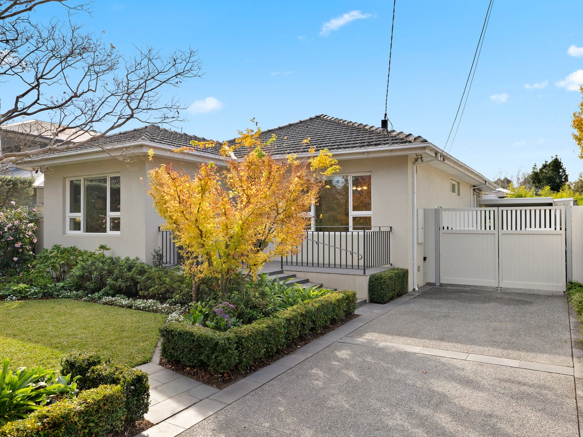 38 Imbros Street HAMPTON