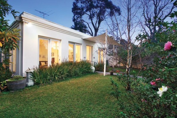 38 Macartney Avenue KEW