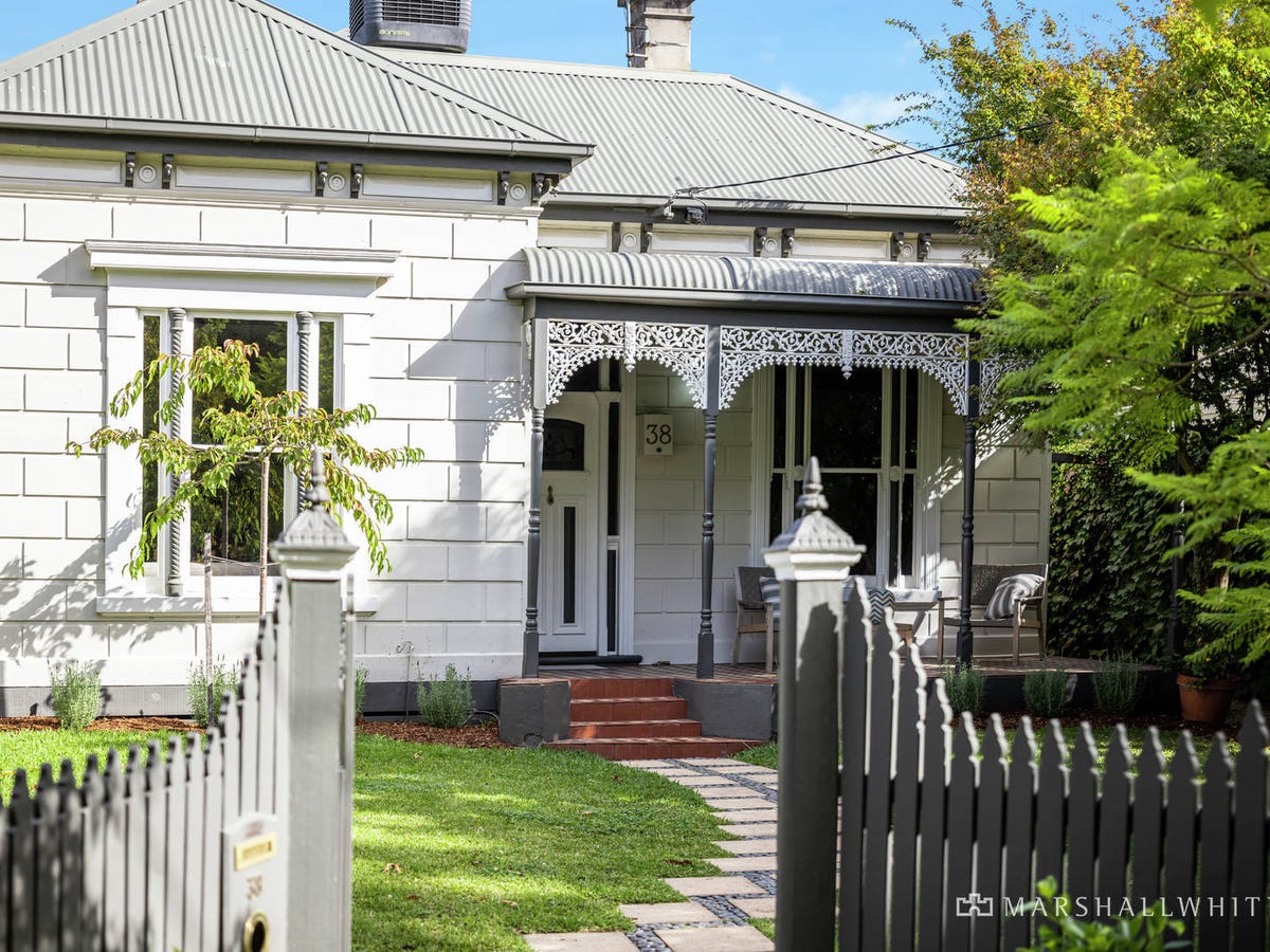 38 Moorhouse Street CAMBERWELL