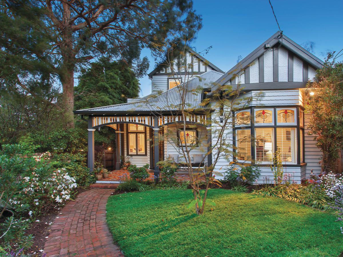 38 Willsmere Road KEW