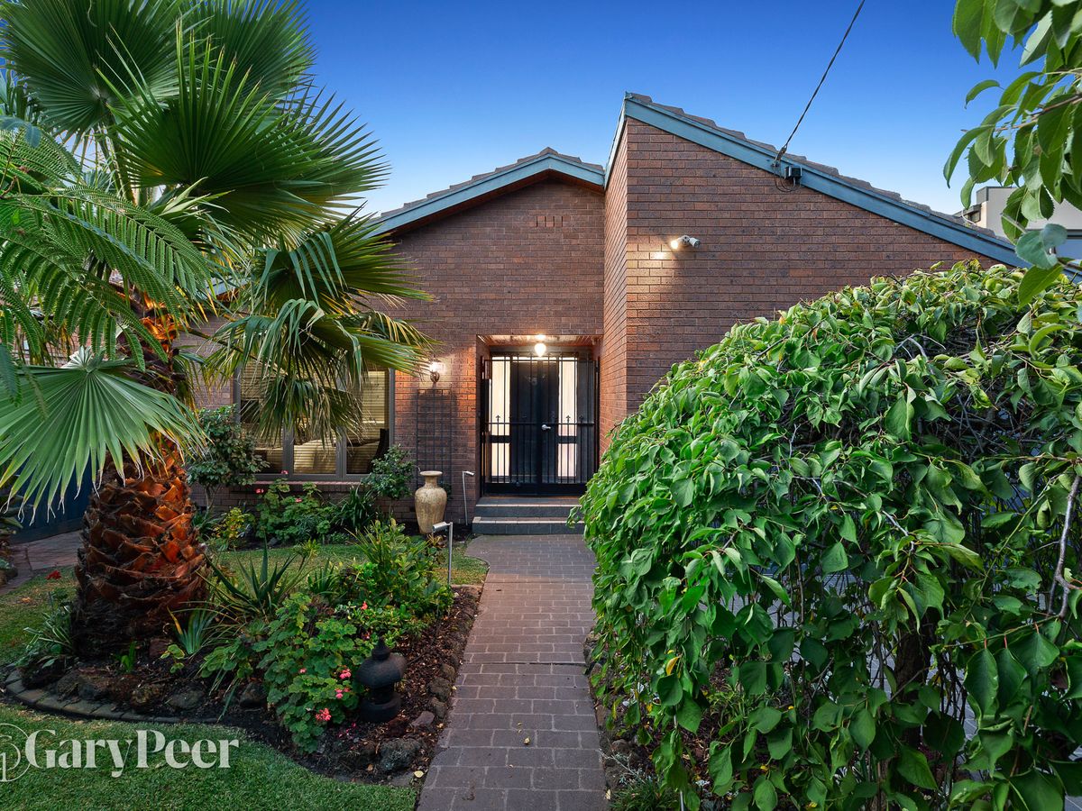 39 Bundeera Road CAULFIELD SOUTH