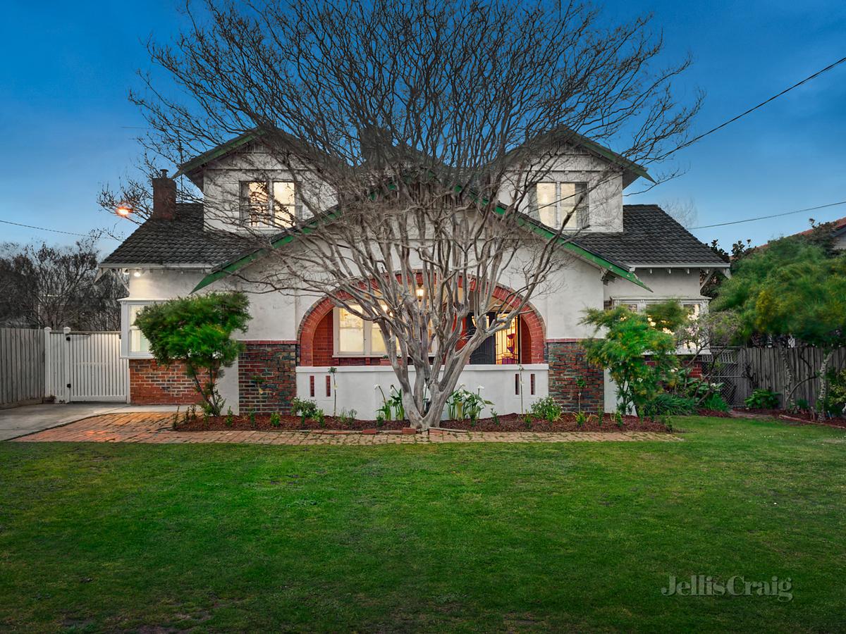 3 Albion Road GLEN IRIS