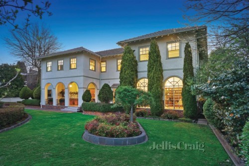 3 Daracombe Avenue KEW