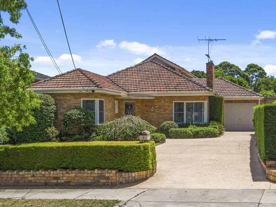 3 Lesley Street CAMBERWELL