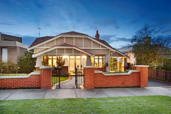 3 Lorraine Street ESSENDON