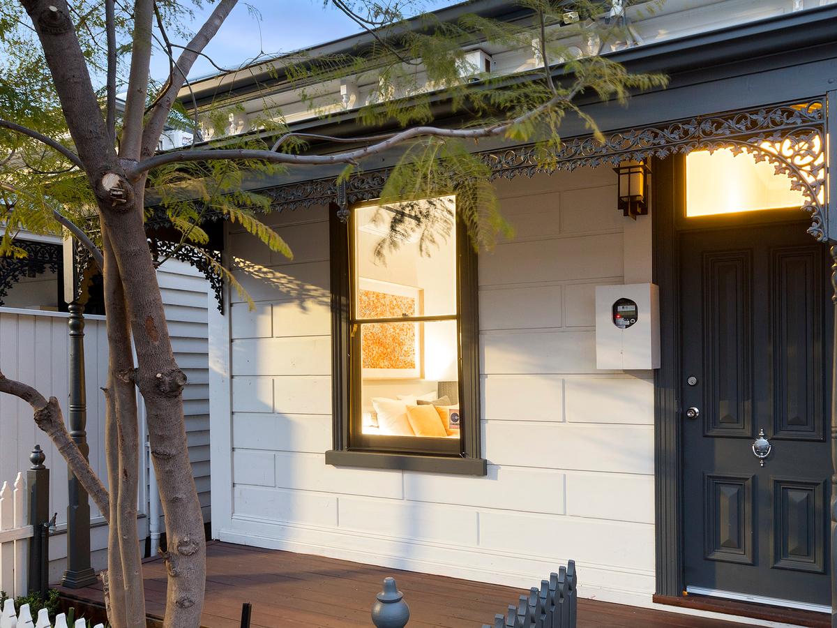 3 Merton Place ALBERT PARK