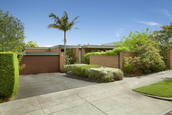 3 Swinton Avenue KEW