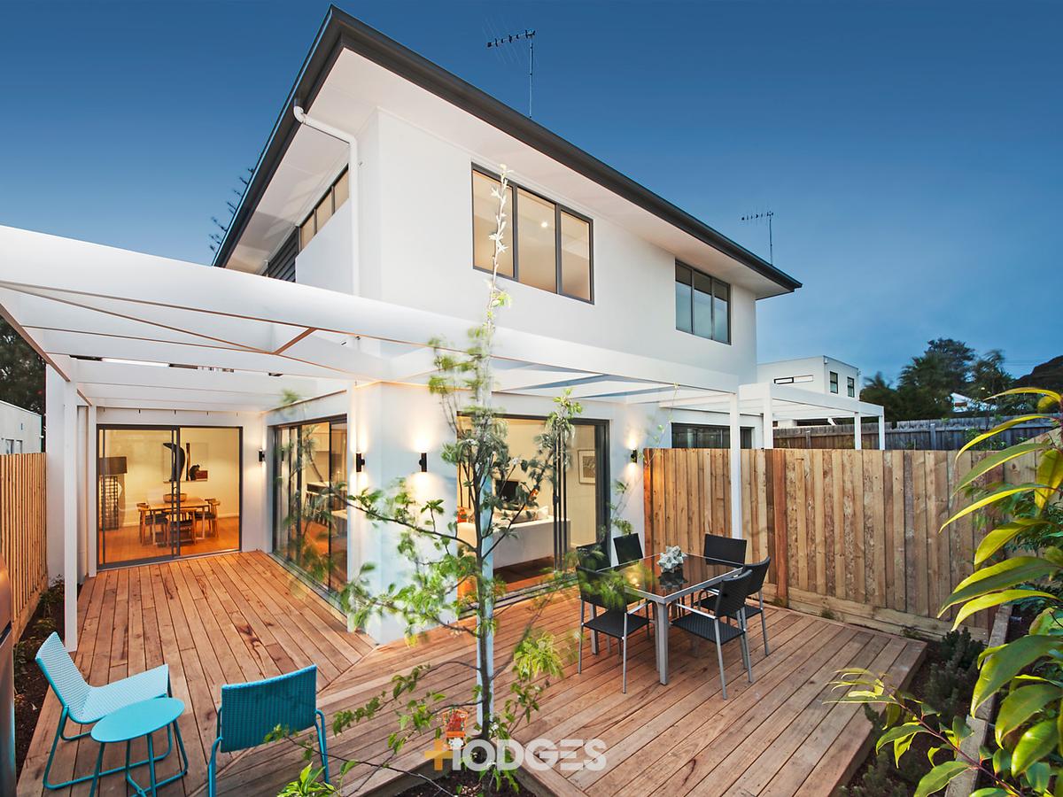 3a Coombe Avenue HAMPTON