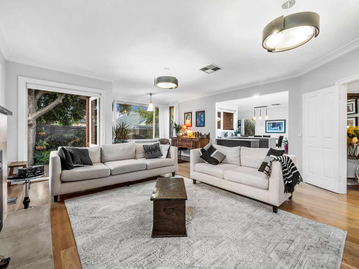 3a Cowra Street BRIGHTON