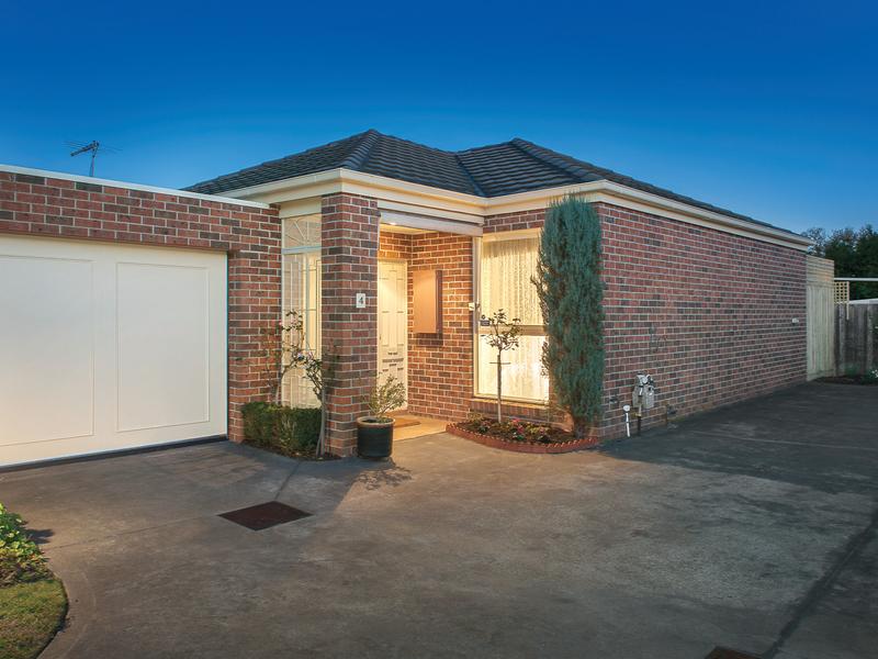 4/86a Balwyn Road BALWYN