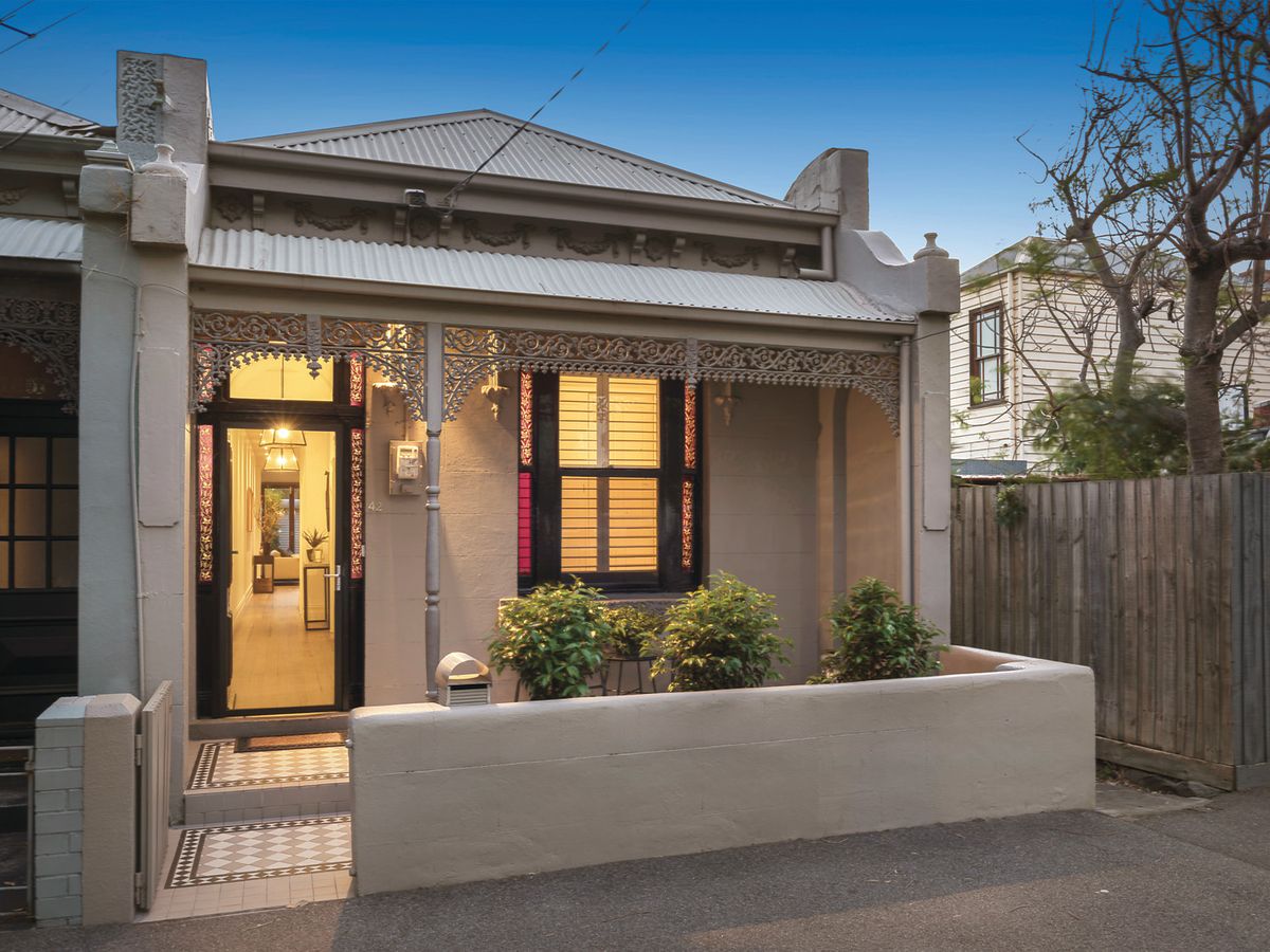 42 Danks Street ALBERT PARK