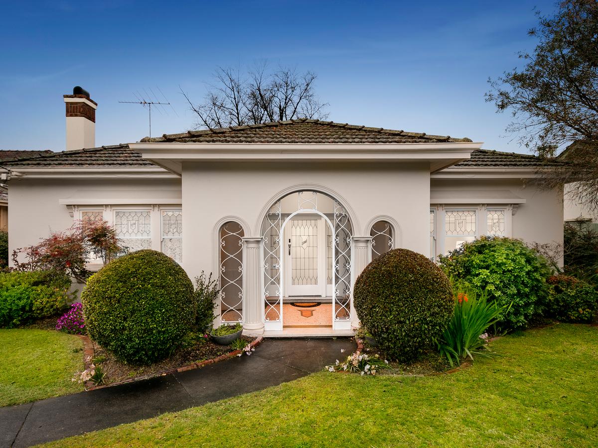 42 Maysia Street CANTERBURY