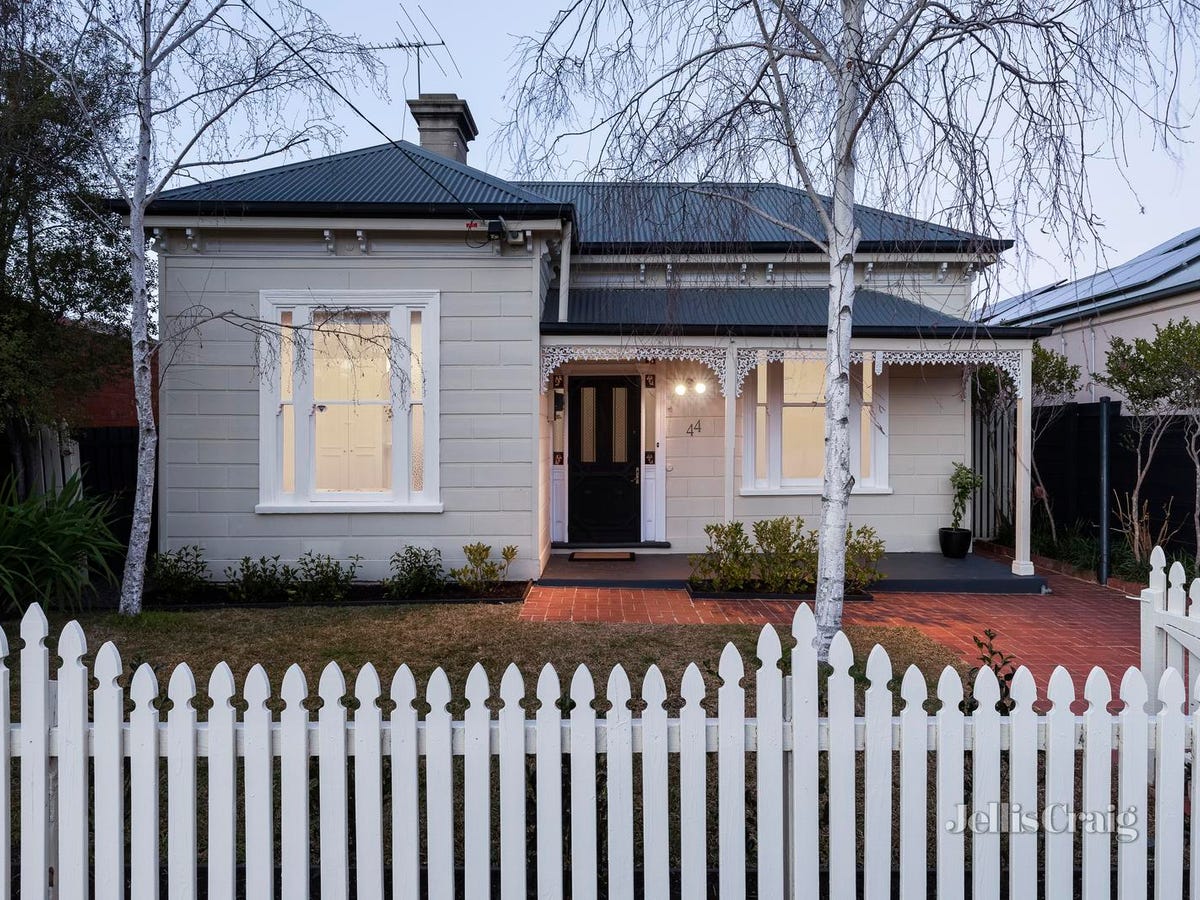 44 Invermay Grove HAWTHORN EAST