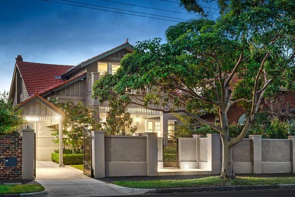 44 Robinson Road HAWTHORN