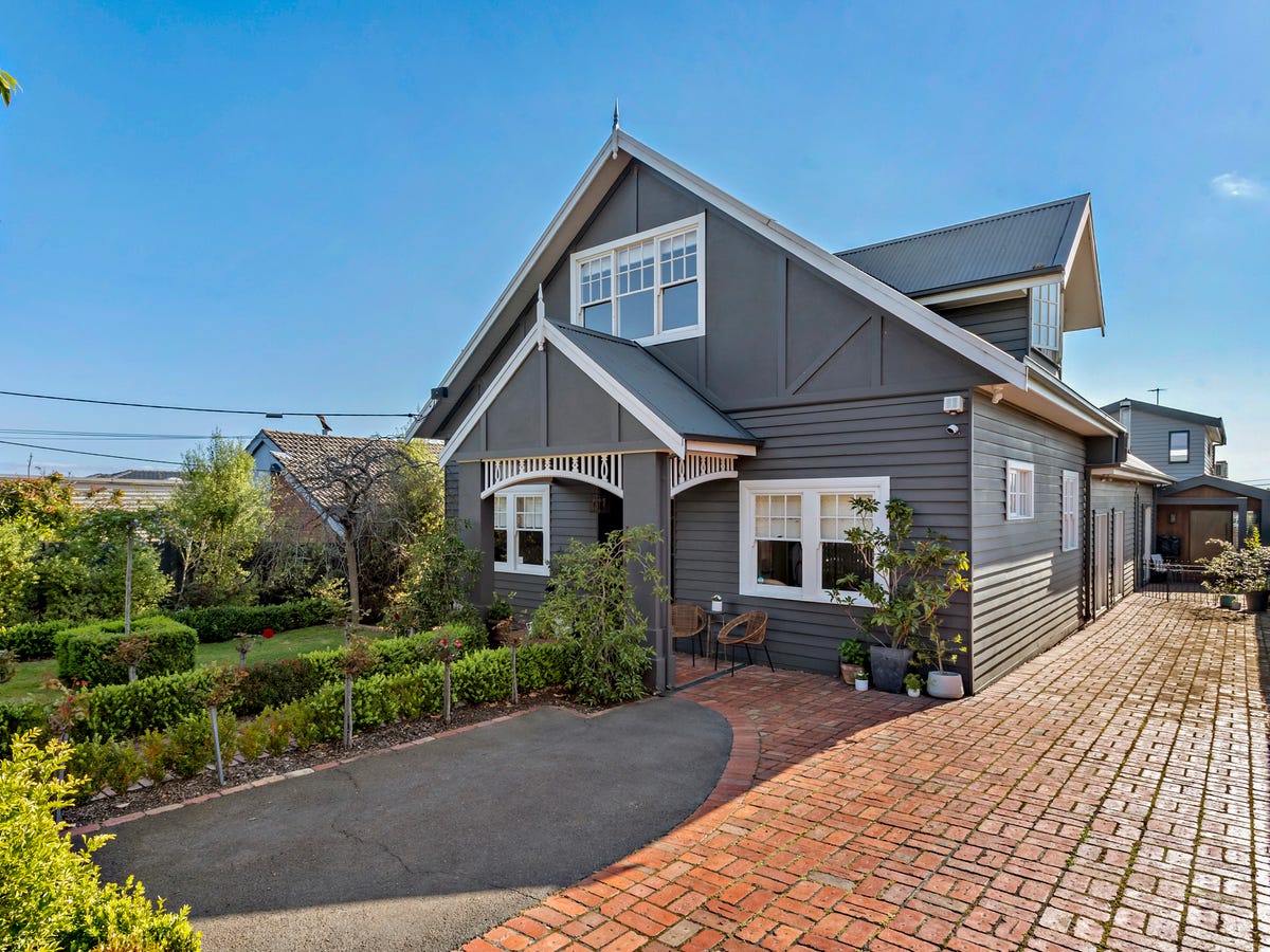 44 Staughton Road GLEN IRIS