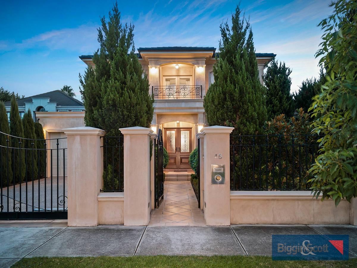45 Bourneville Avenue BRIGHTON EAST