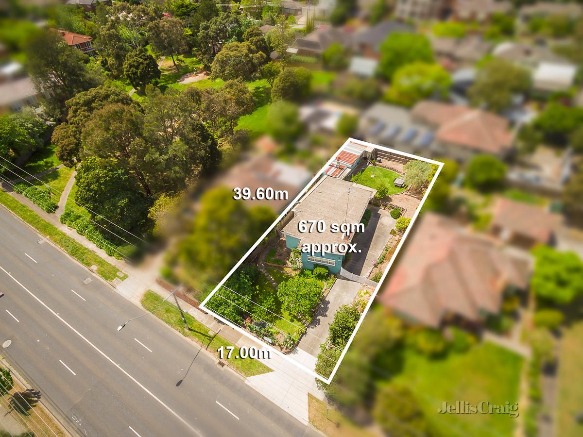 47 Warrigal Road SURREY HILLS